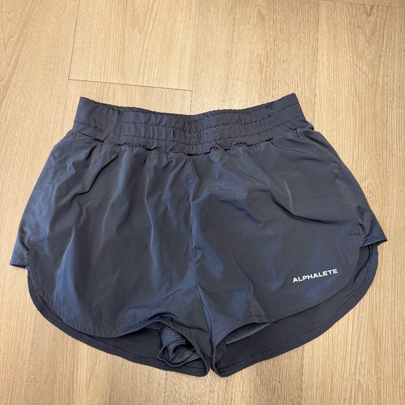 Alphalete gray running shorts - Picture 1 of 7